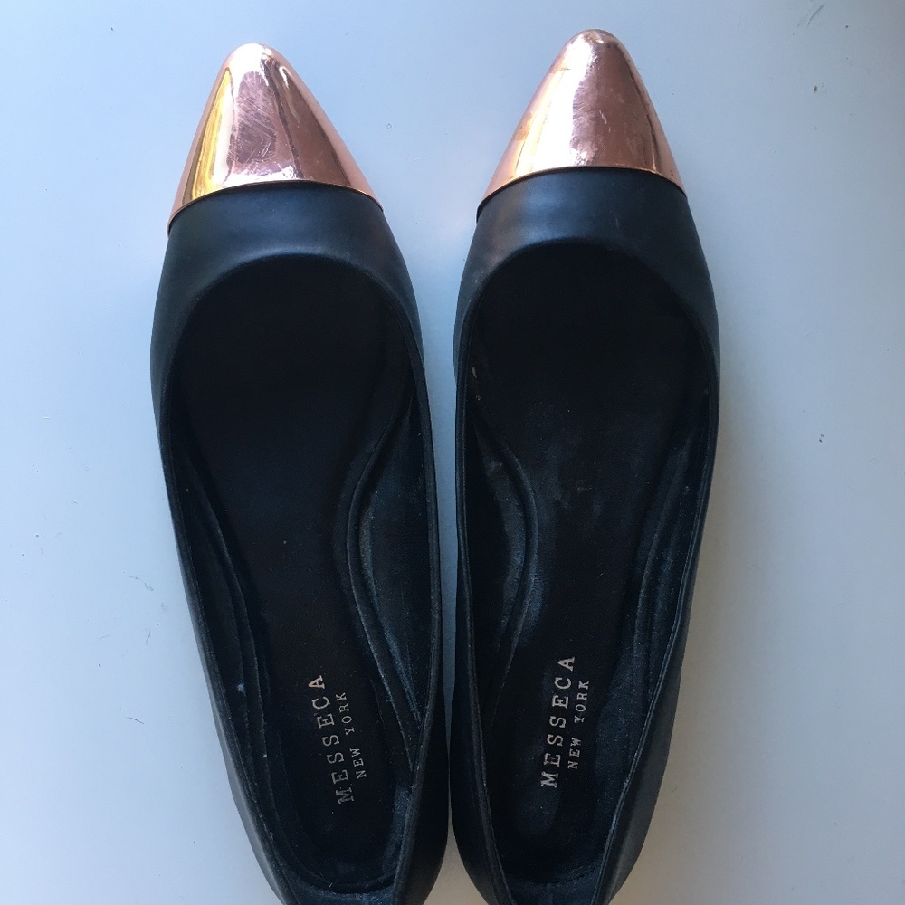 Messeca NY Black flats with pointy metal toe